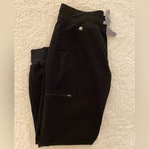 Black Figs Zamora Jogger scrubs